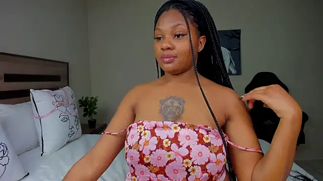 Renee-18 online show from September 2025 11:17:01 PM