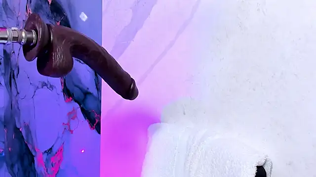 kristal blond online show from November 2025 03:53:02 AM