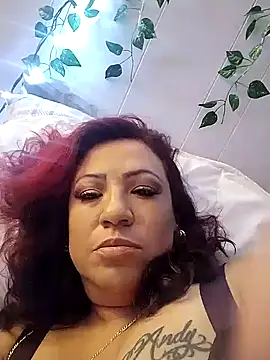 Snapshot of Erotic_nayma chatting on December 2024 02:14:02 PM Erotic nayma online show from December 2024 02:14:02 PM