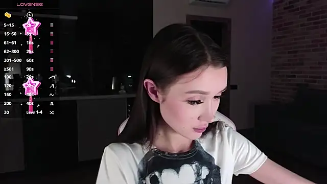 Snapshot of sweetiebones chatting on December 2024 11:00:01 AM sweetiebones online show from December 2024 11:00:01 AM