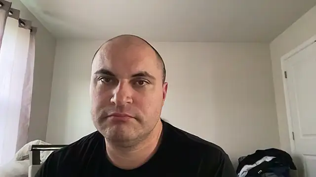 SluggishChase99 online show from April 2026 11:05:02 PM