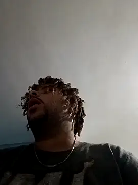 Snapshot of Dj-yefri-pauta chatting on January 2025 11:13:02 PM Dj-yefri-pauta online show from January 2025 11:13:02 PM