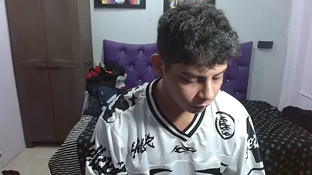 Wiiliam 20 online show from December 2025 07:21:01 PM