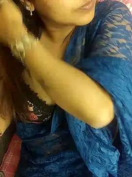 Snapshot of joya_bhabi chatting on February 2026 05:02:02 PM joya bhabi online show from February 2026 05:02:02 PM
