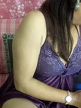 Snapshot of joya_bhabi chatting on March 2026 06:18:02 PM joya bhabi online show from March 2026 06:18:02 PM