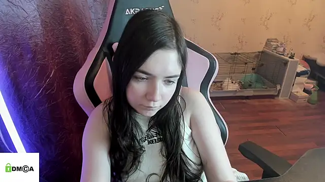 Crazy forest fairy online show from April 2026 10:30:02 PM