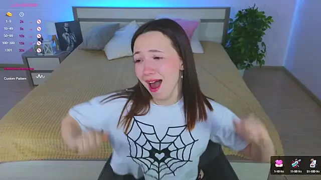 Snapshot of Hayle_Hill chatting on January 2025 05:19:01 AM Hayle Hill online show from January 2025 05:19:01 AM