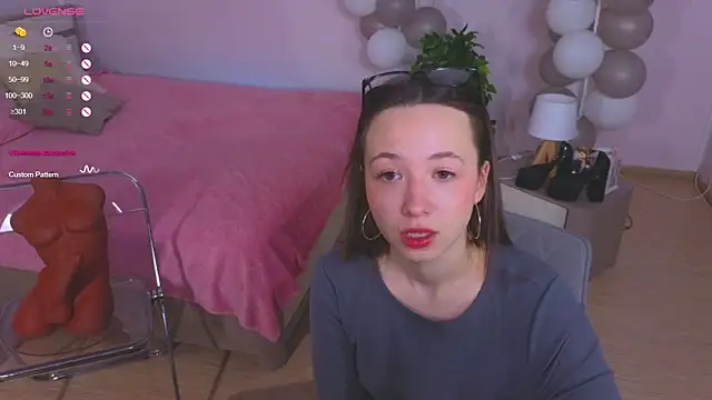 Snapshot of Hayle_Hill chatting on January 2025 08:29:01 AM Hayle Hill online show from January 2025 08:29:01 AM