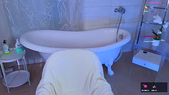 Snapshot of Hayle_Hill chatting on February 2025 03:43:01 AM Hayle Hill online show from February 2025 03:43:01 AM