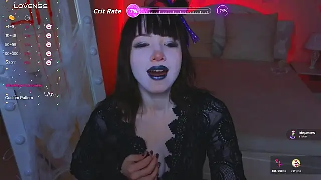 Snapshot of Hayle_Hill chatting on October 2025 11:27:01 PM Hayle Hill online show from October 2025 11:27:01 PM