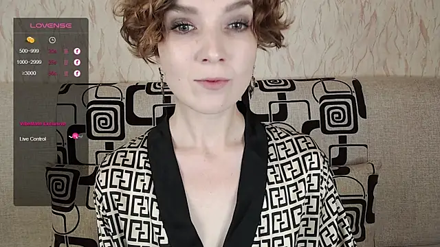 TinaWince online show from October 2025 04:41:02 AM