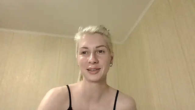 Darling420 online show from July 2026 04:35:02 PM