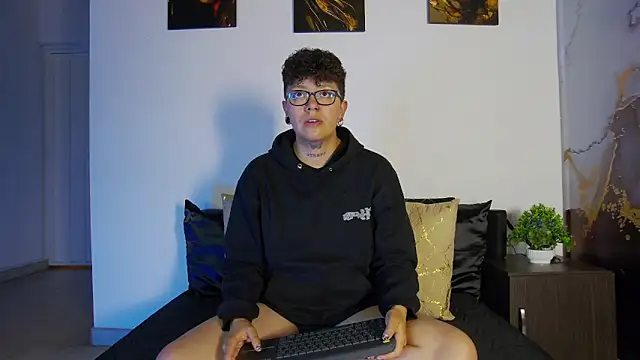 alex noa online show from April 2026 07:14:01 PM