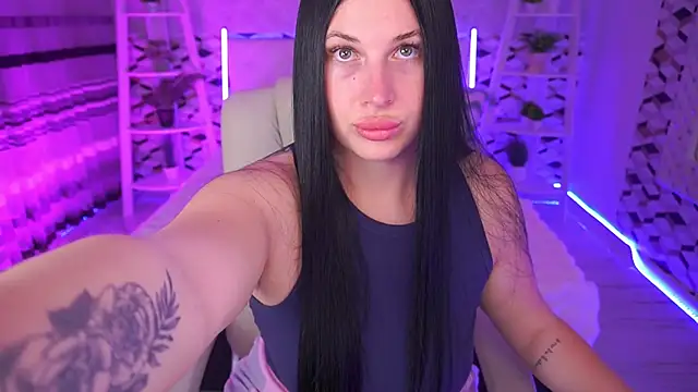 ArianaDarkk online show from April 2026 08:15:02 PM