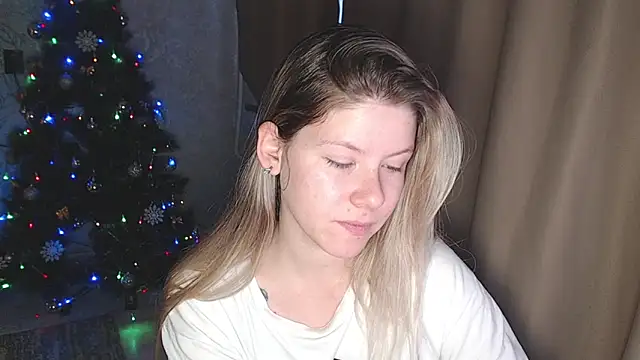Snapshot of MelissaXKinky chatting on December 2024 09:52:01 AM MelissaXKinky online show from December 2024 09:52:01 AM