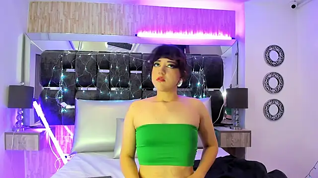 Charlotte Myers online show from February 2025 11:38:02 AM