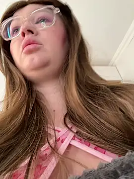 Teya moon  online show from May 2026 05:58:02 AM