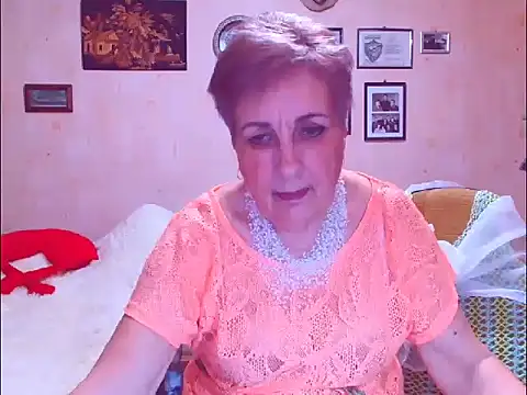 Victoria5643 online show from March 2026 06:58:01 PM