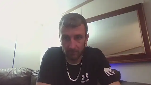 HungStud4You online show from January 2025 04:50:01 AM