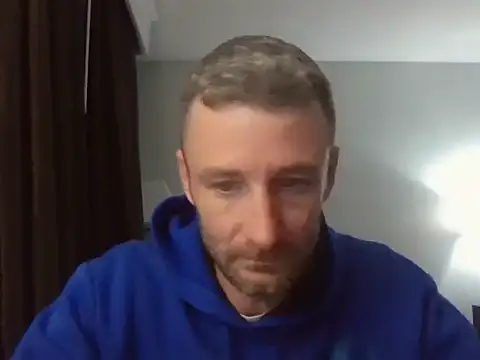 HungStud4You online show from January 2026 05:32:01 AM