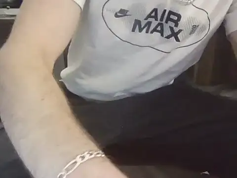 HungStud4You online show from January 2026 06:05:02 AM