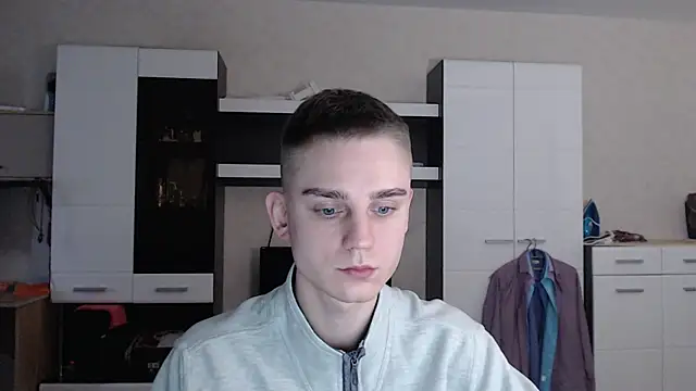 angryzan online show from January 2025 09:48:01 AM