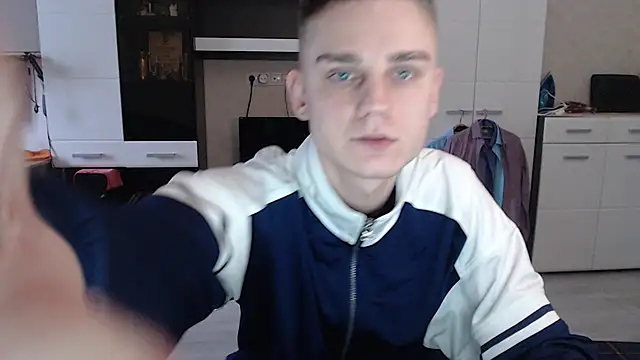 angryzan online show from January 2025 11:22:02 AM