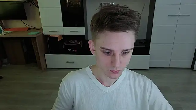 angryzan online show from February 2026 06:17:01 AM