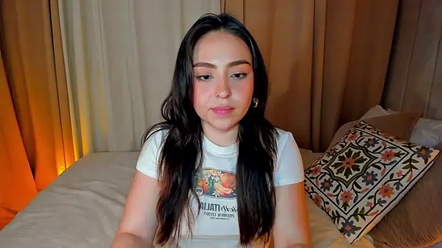 SofiMeza online show from February 2025 06:01:01 PM