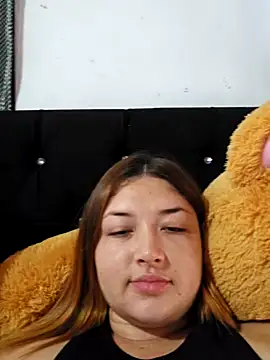 Snapshot of Sofia_Queen17 chatting on December 2024 01:49:02 PM Sofia Queen17 online show from December 2024 01:49:02 PM