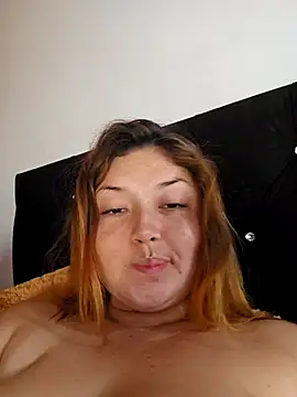 Snapshot of Sofia_Queen17 chatting on January 2025 04:39:01 PM Sofia Queen17 online show from January 2025 04:39:01 PM