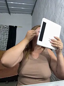 Sofia Queen17 online show from November 2025 10:49:01 AM