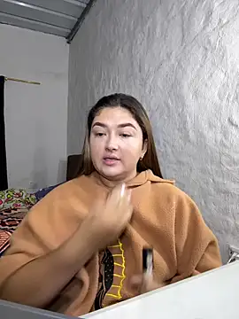 Snapshot of Sofia_Queen17 chatting on May 2026 10:42:01 AM Sofia Queen17 online show from May 2026 10:42:01 AM