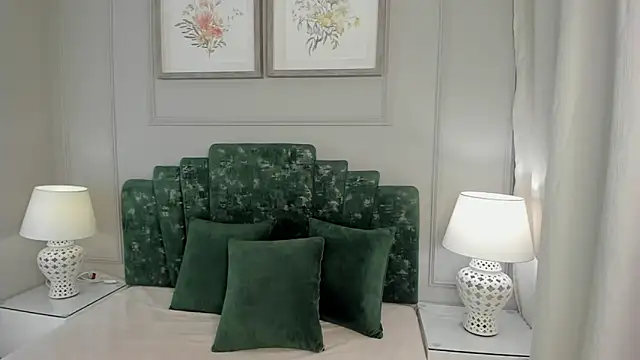 Snapshot of ana_beckett chatting on September 2025 10:53:02 AM ana beckett online show from September 2025 10:53:02 AM