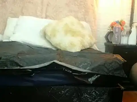 hairy pussywet online show from January 2025 03:20:01 PM