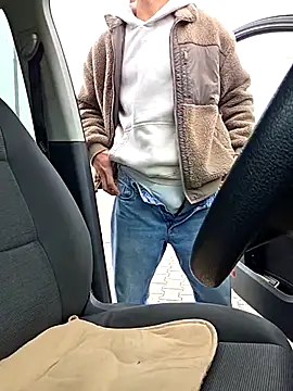 Zeefy online show from November 2025 08:25:01 AM