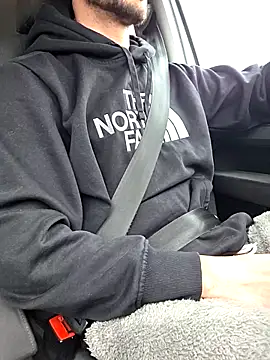 Zeefy online show from November 2025 10:04:01 AM