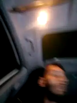 jhon01000 online show from April 2026 05:21:01 AM