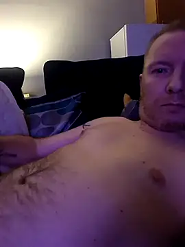 walker1979 online show from November 2025 02:23:01 AM