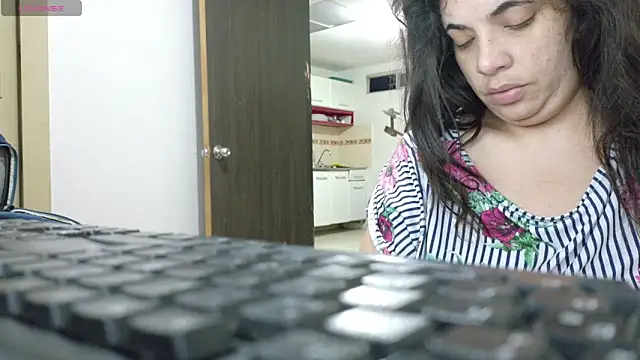 ladydeathz online show from February 2026 12:11:01 AM