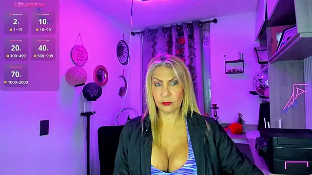  cristal ayala online show from April 2026 10:34:02 PM