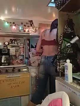 whitetrashdirtyslut online show from May 2026 01:39:02 PM