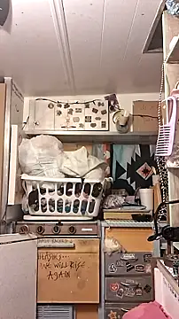 whitetrashdirtyslut online show from June 2026 07:55:01 AM