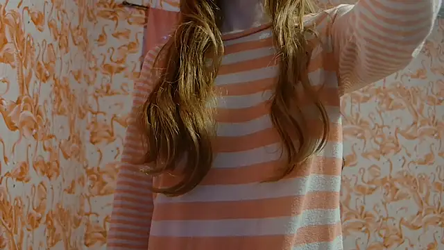 strawberrysmoothie online show from October 2025 08:24:02 PM