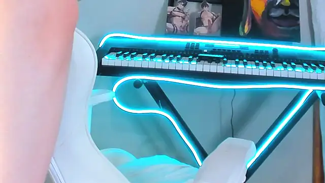 4ever dude online show from February 2025 03:37:01 AM