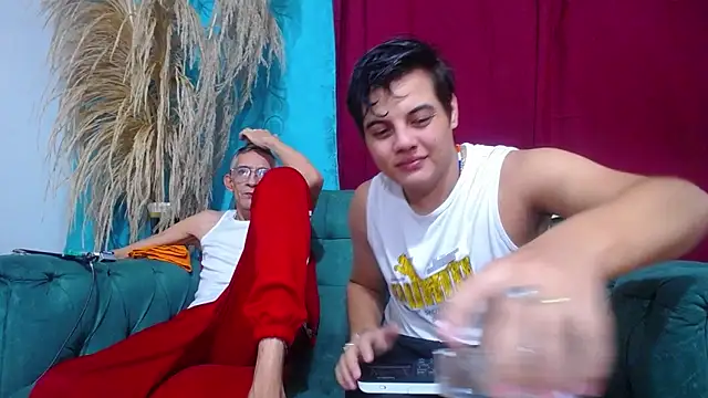 Leon hot X online show from January 2025 04:04:01 AM