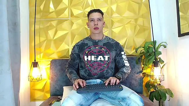 Baxter Dex online show from December 2024 04:12:01 AM