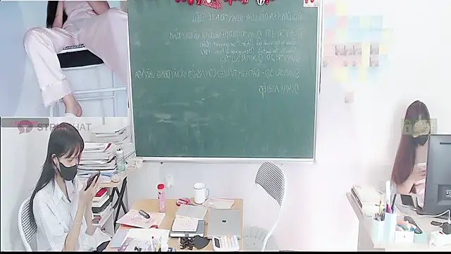  Math  online show from December 2025 02:53:02 AM