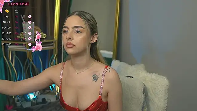 Snapshot of ScarletColes chatting on March 2025 01:57:02 AM ScarletColes online show from March 2025 01:57:02 AM