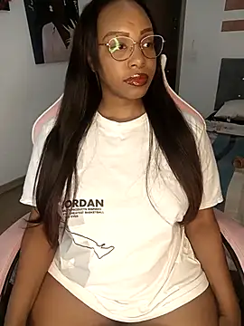 Snapshot of kitty__blackgl chatting on February 2025 10:40:02 AM kitty blackgl online show from February 2025 10:40:02 AM